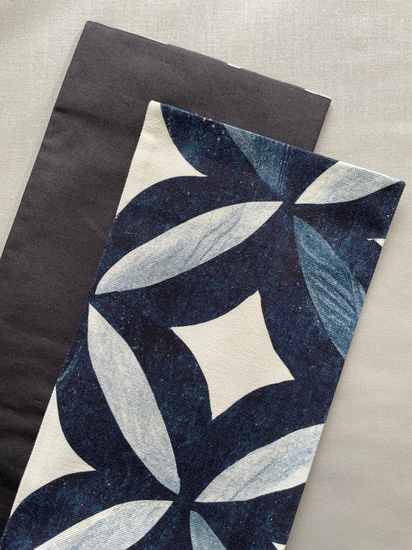 Shippō Pattern Half-Width Kimono Belt (Hanhaba Obi) - Reversible Cotton