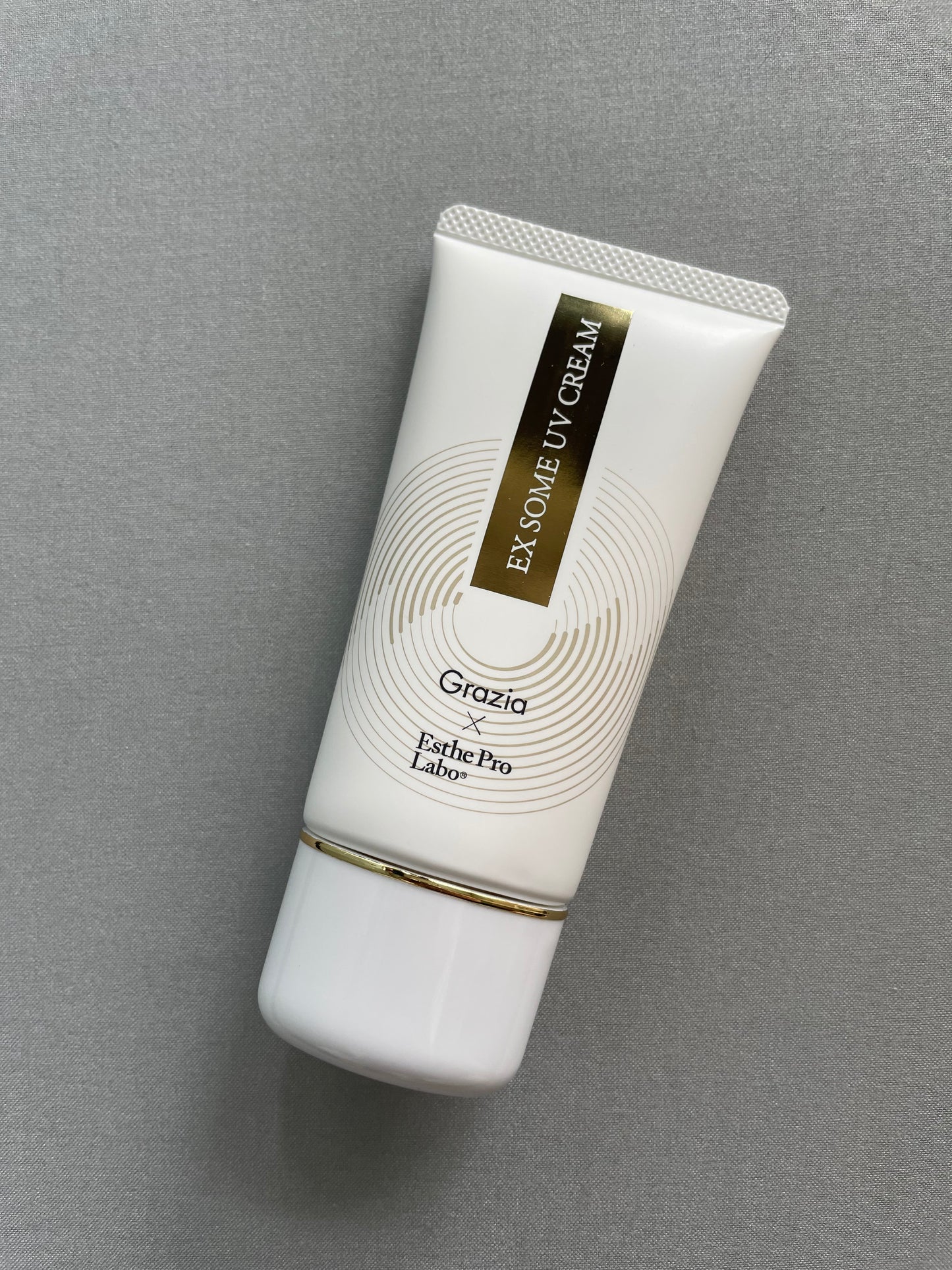 GRAZIA x Esthe Pro Labo EX SOME UV Cream