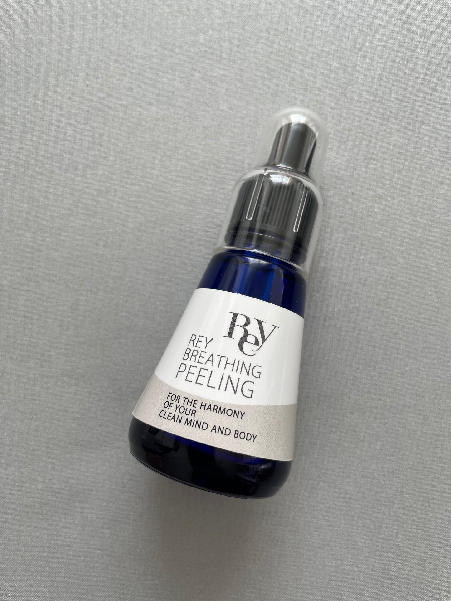 REY Breathing Peeling