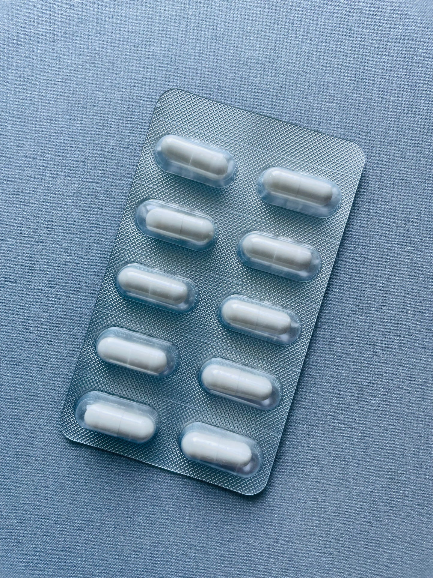 DIREIA Chrystal Zakuro UV White Capsule