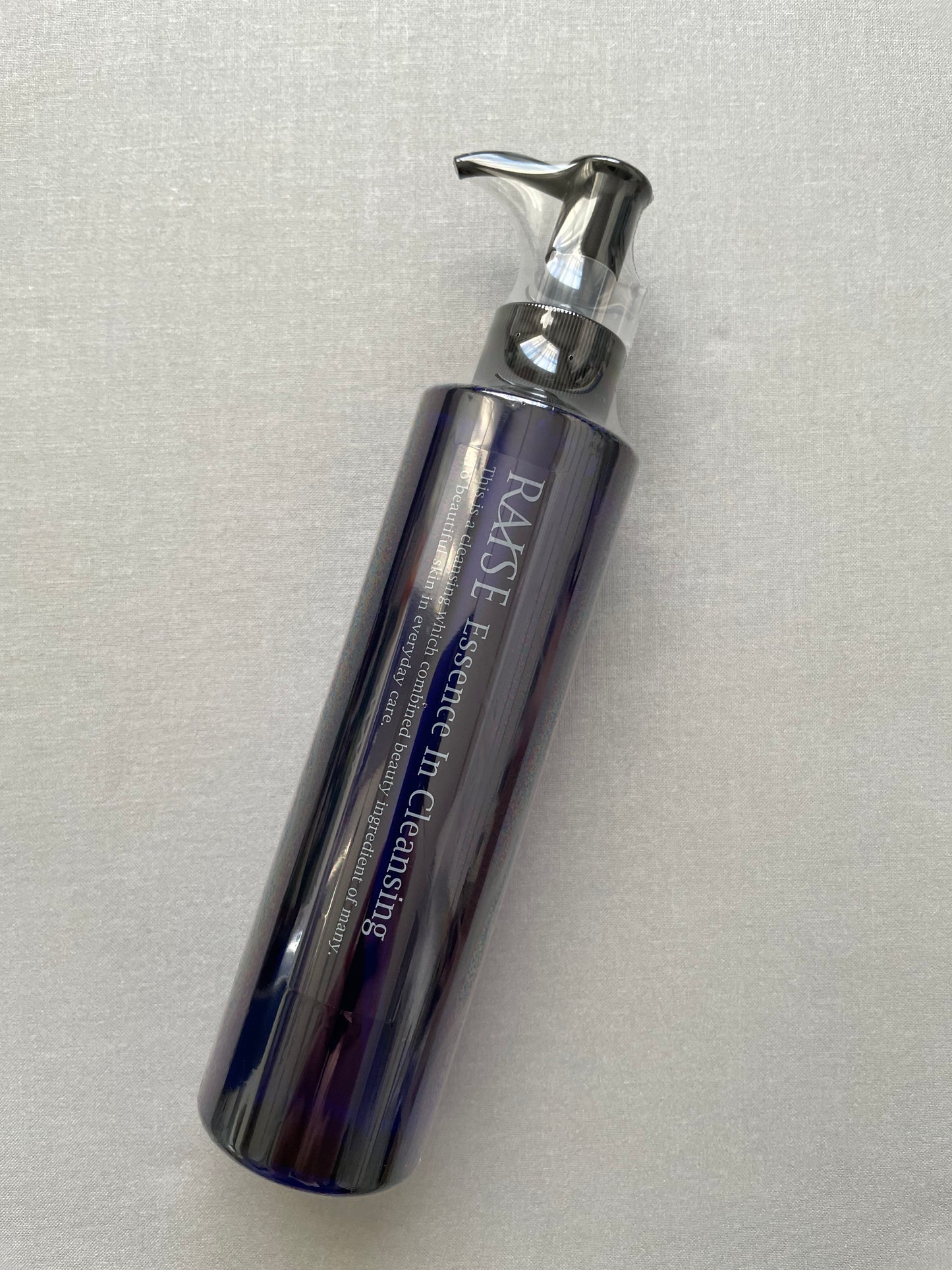 RAISE Essence In Cleansing