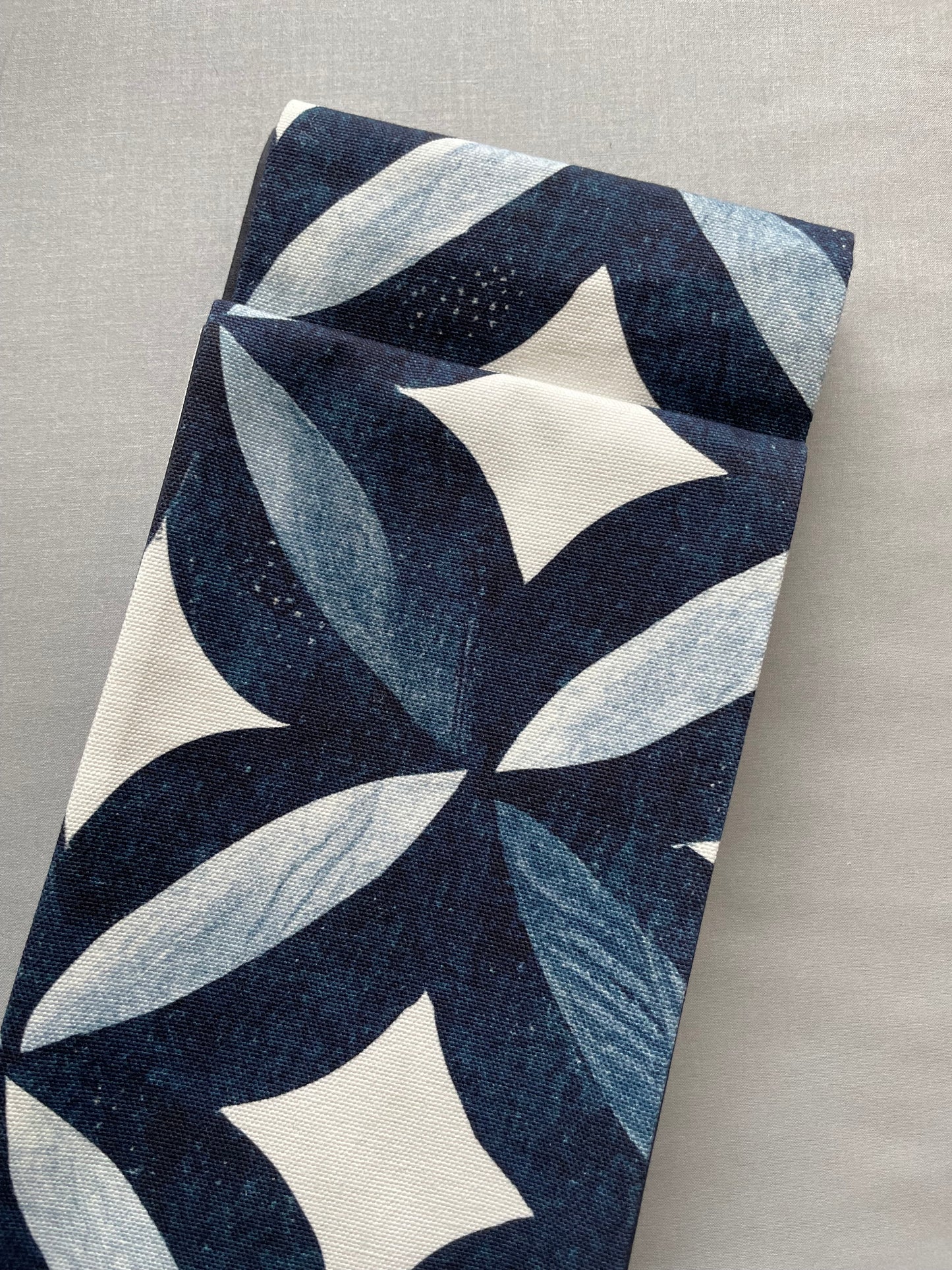 Shippō Pattern Half-Width Kimono Belt (Hanhaba Obi) - Reversible Cotton