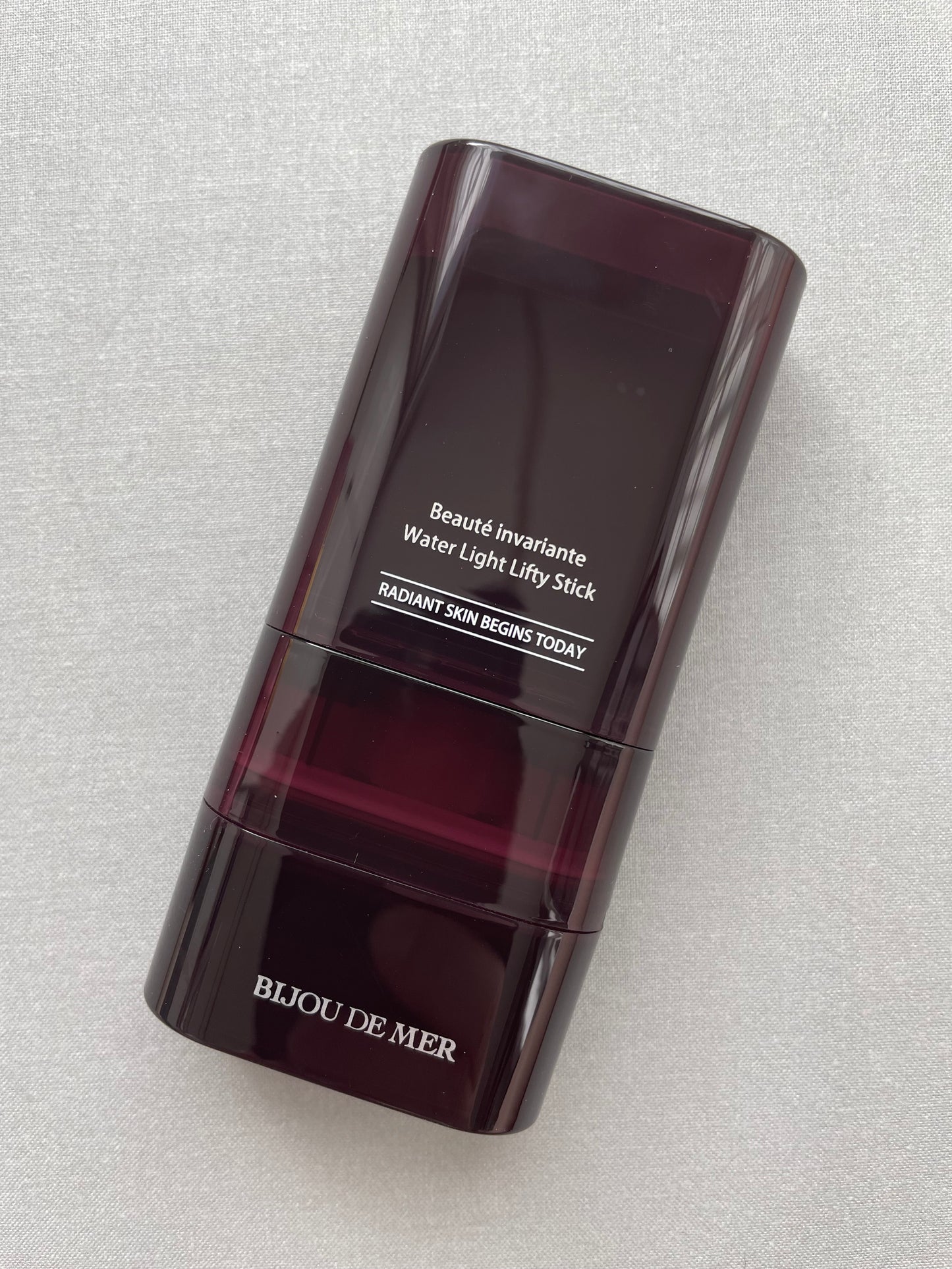 BIJOU DE MER Beaute Invariante Water Light Lifty Stick